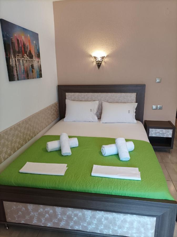 Apartament Black Rose *